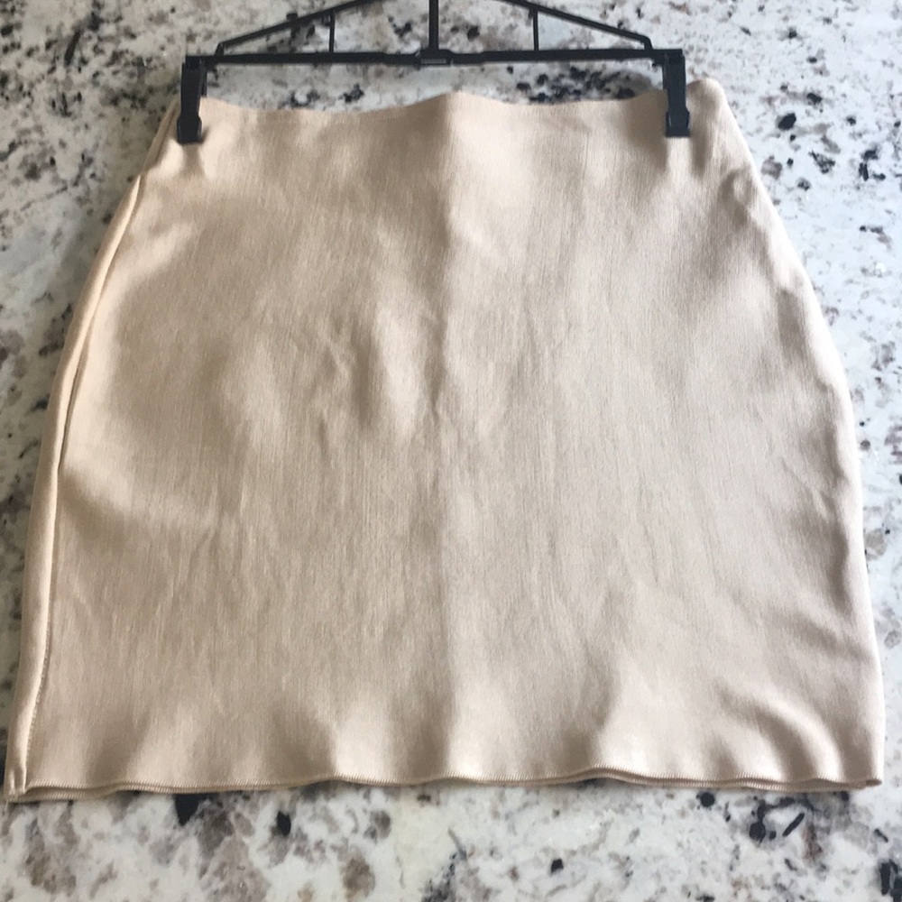 Forever 21 bandage bodycon skirt size medium